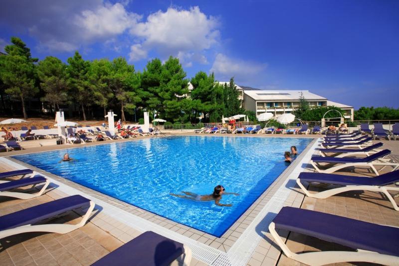Bretanide Sport & Wellness Resort Bol Extérieur photo