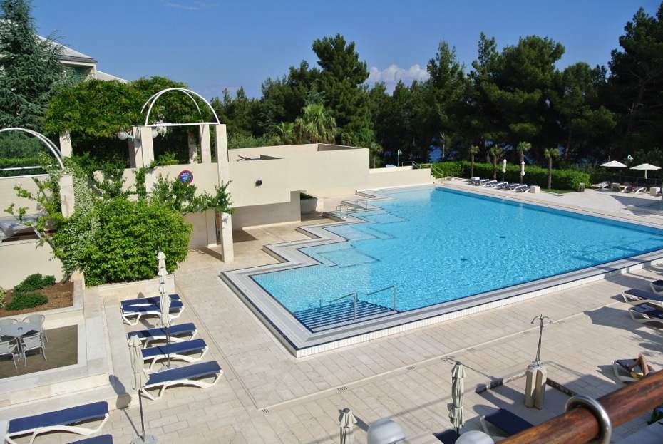 Bretanide Sport & Wellness Resort Bol Extérieur photo